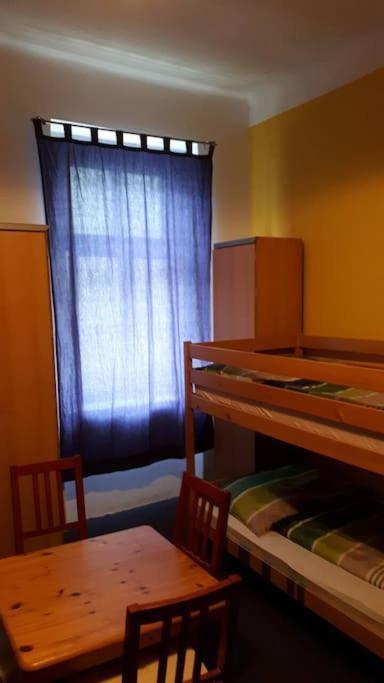 Simple Apartment 10 Minutes To Downtown Вена Экстерьер фото
